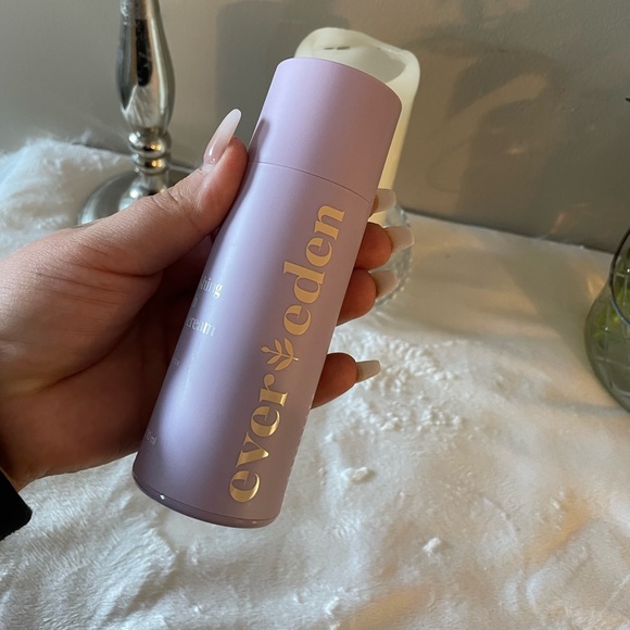 EVEREDEN - nourishing stretch mark cream 50 ml - brand new - Picture 2 of 3